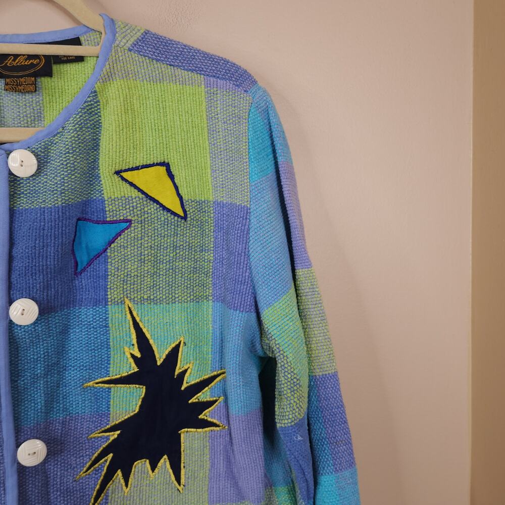 Vintage Allure Patchwork Abstract Embroidered But… - image 3